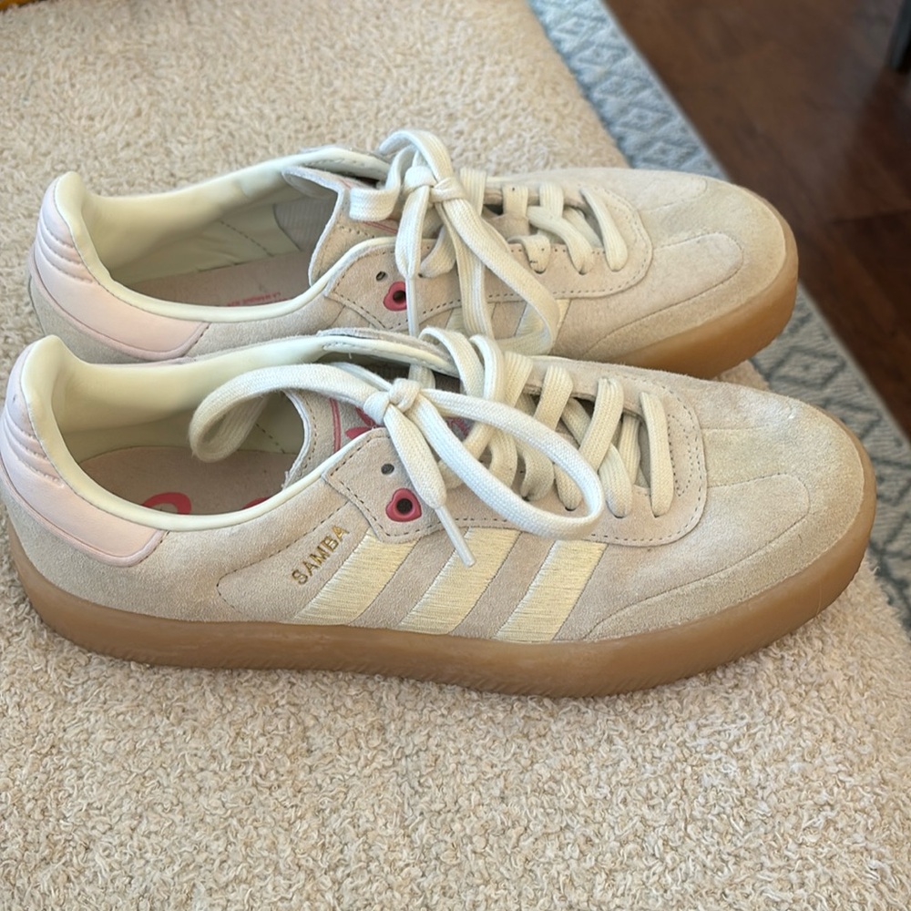 Adidas Valentine’s Day shoes 2024 - Size 8